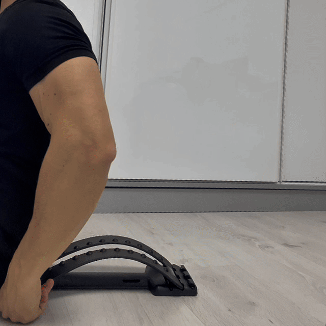 Dispozitiv pentru decompresia și eliminarea presiunii coloanei vertebrale BACK MAGIC - BACKMED